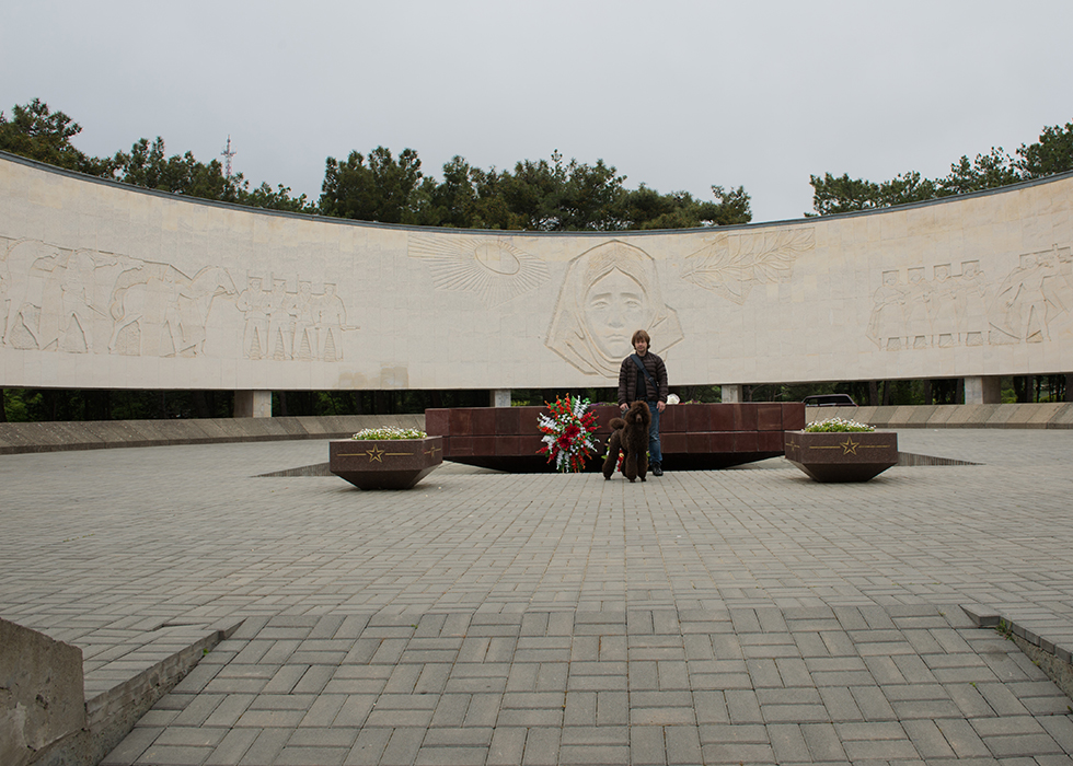 Мемориал героев Гражданской и Великой Отечественной войн на холме Славы в Ялте.